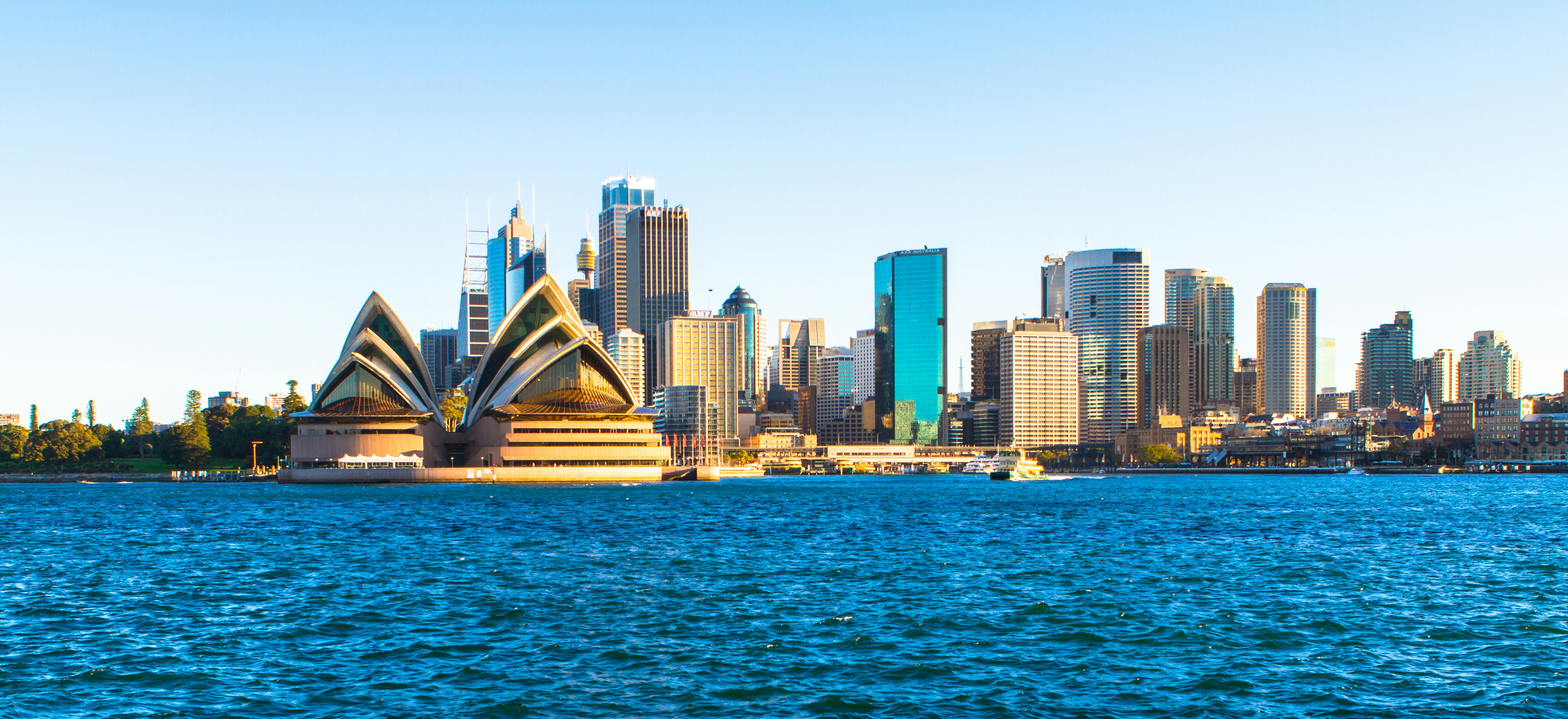 ASTONISHINGLY AUSTRALIA